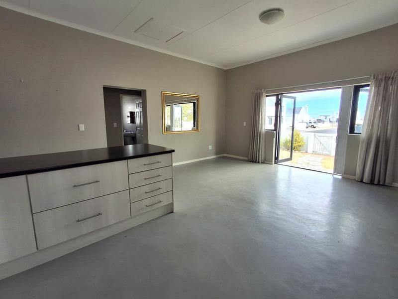 2 Bedroom Property for Sale in Britannia Bay Western Cape